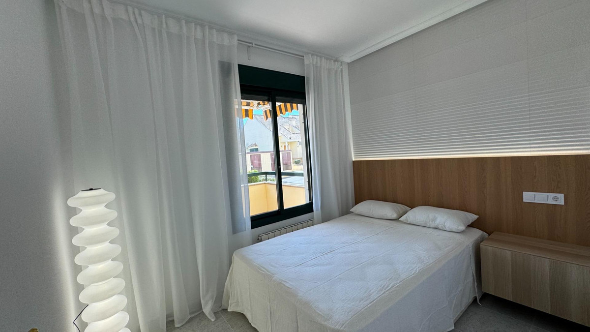 Se vende Apartamento Planta Baja de 2 dormitorios en Costa Blanca, Alicante, España