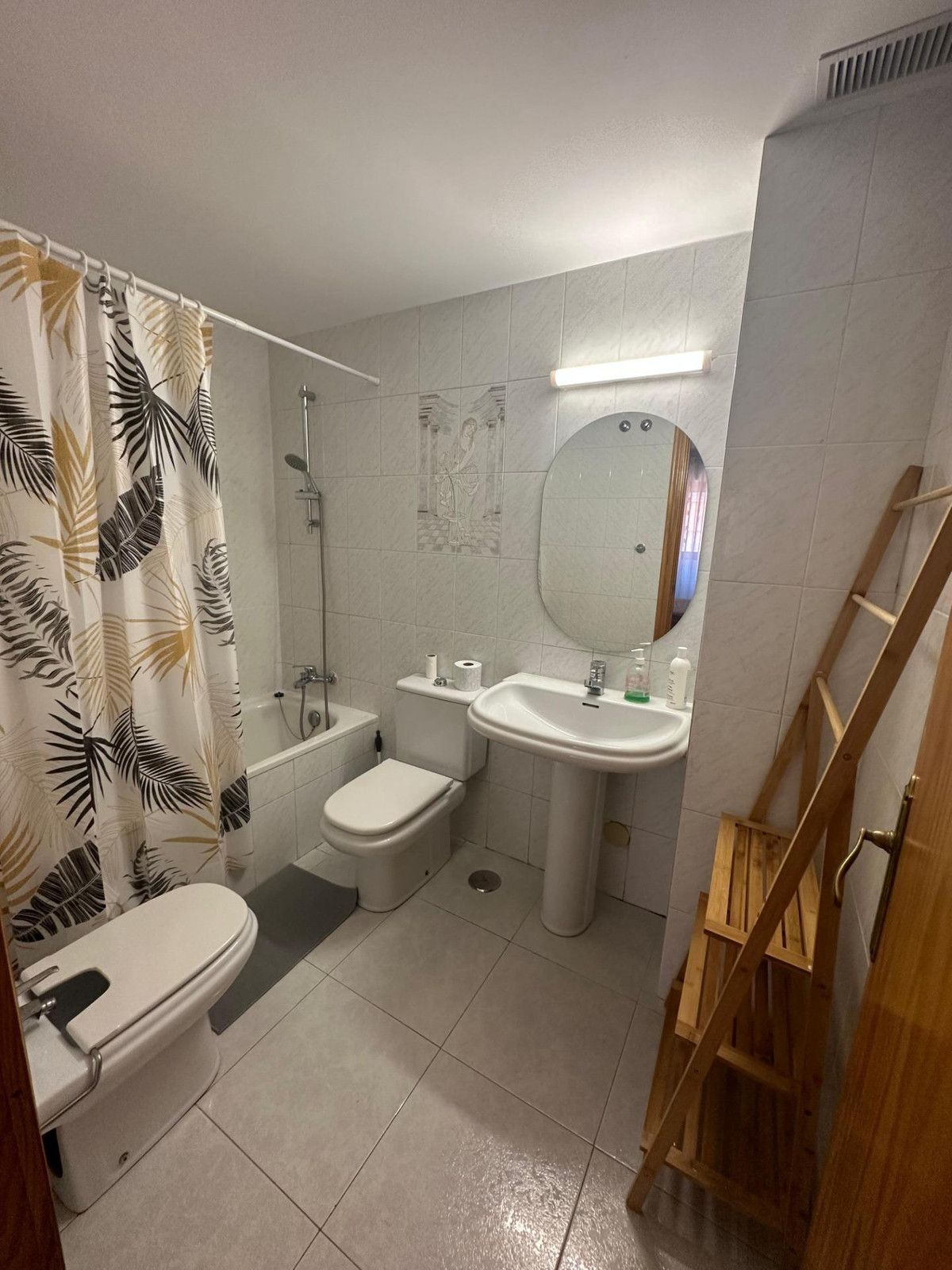 Se vende Apartamento Planta Media de 1 dormitorios en Costa Blanca, Alicante, España