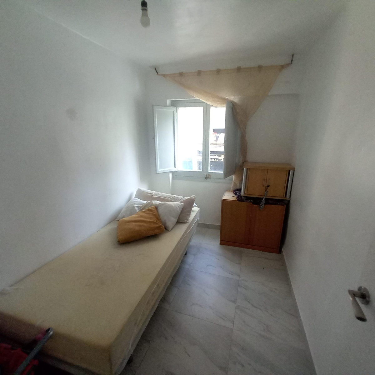 Se vende Apartamento Planta Media de 3 dormitorios en Costa Blanca, Alicante, España