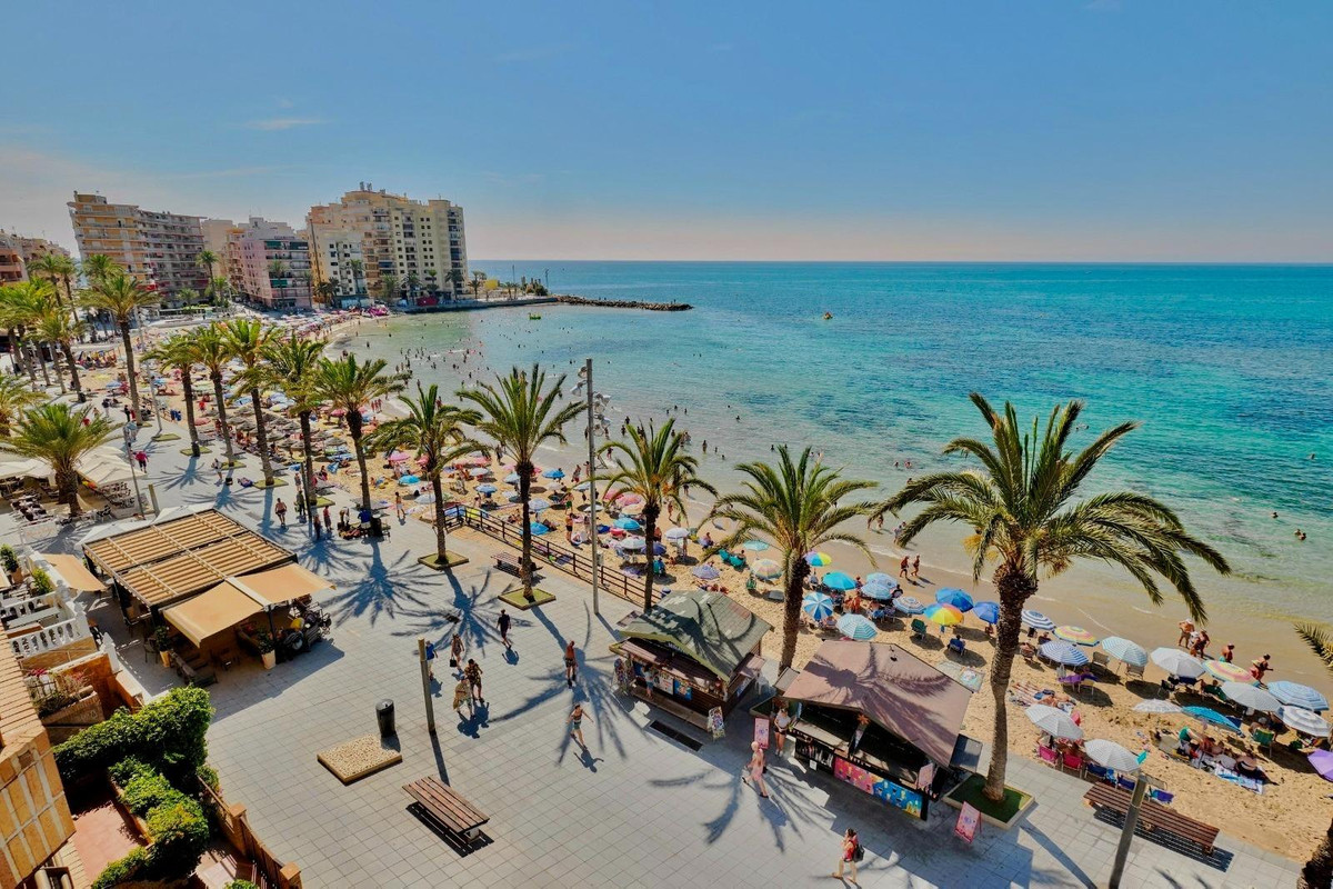 3 Bed Apartment for sale in Torrevieja Costa Blanca, Alicante, Spain