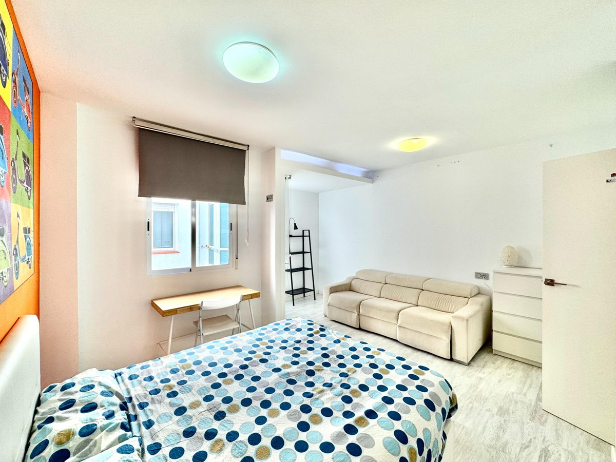 3 Bed Apartment for sale in Torrevieja Costa Blanca, Alicante, Spain