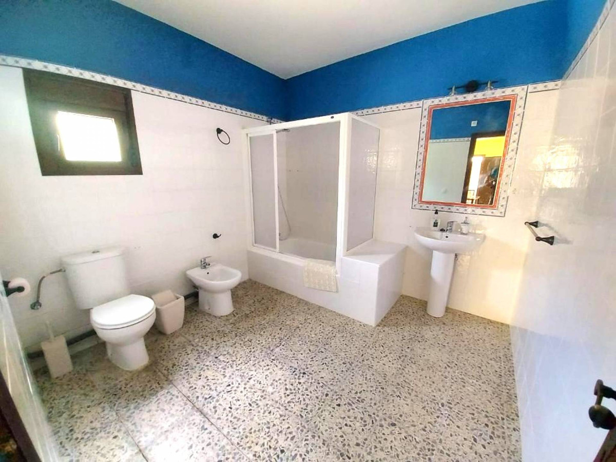 5 Bed Commercial unit for sale in Gaucín Costa Del Sol, Málaga, Spain