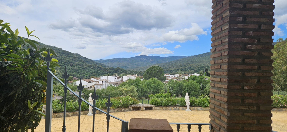 5 Bed Commercial unit for sale in Gaucín Costa Del Sol, Málaga, Spain