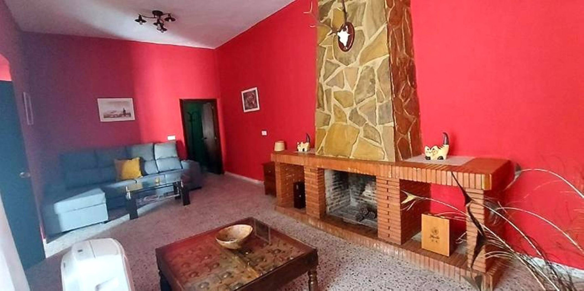 5 Bed Commercial unit for sale in Gaucín Costa Del Sol, Málaga, Spain