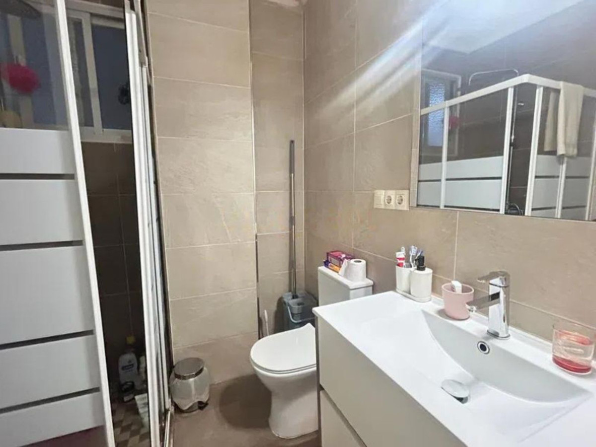 3 Bed Apartment for sale in Estepona Costa Del Sol, Málaga, Spain