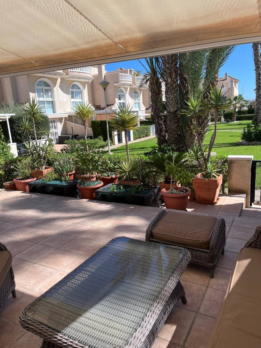 3 Bed Townhouse for sale in Urbanización El Raso Costa Blanca, Alicante, Spain