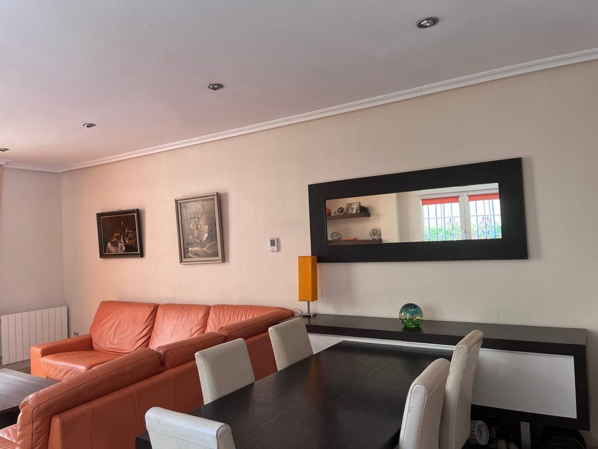 3 Bed Townhouse for sale in Urbanización El Raso Costa Blanca, Alicante, Spain