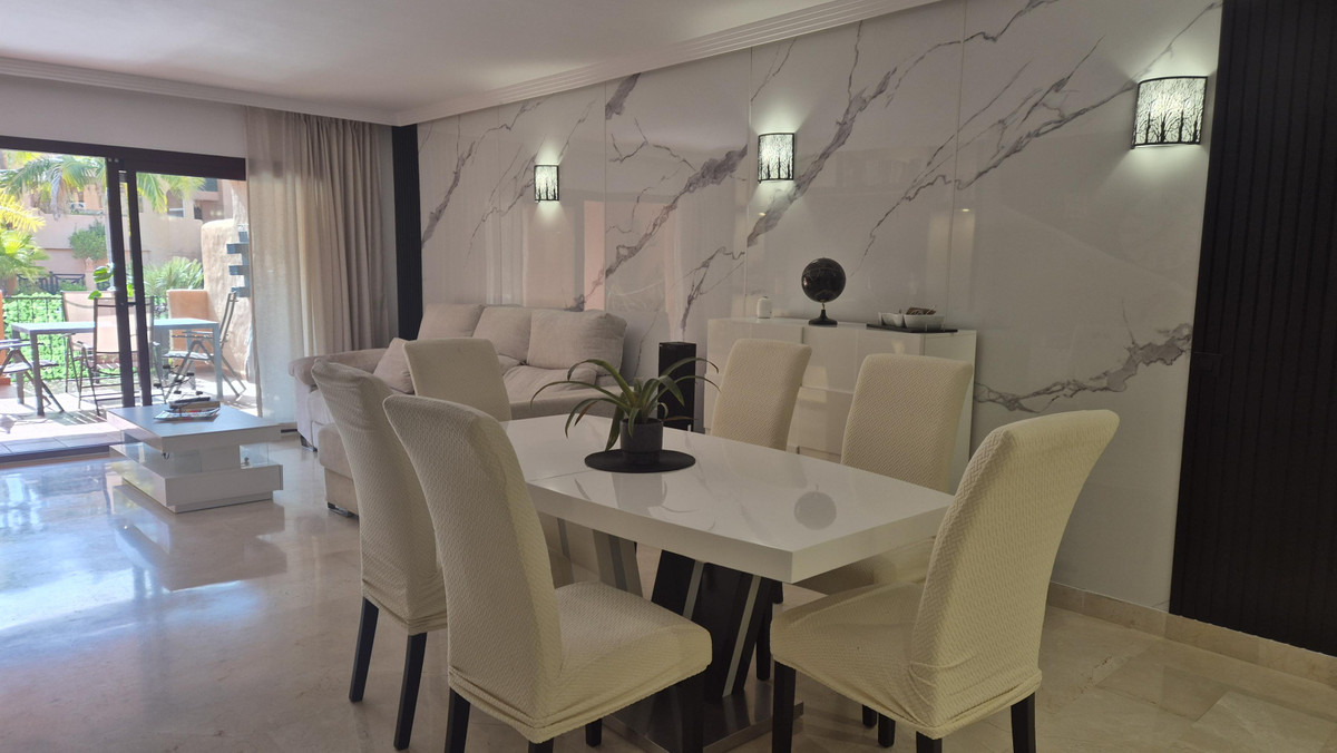 Se vende Apartamento Planta Baja de 2 dormitorios en Costa Del Sol, Málaga, España