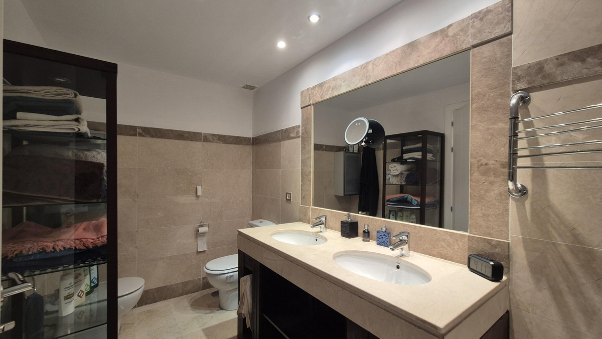 Se vende Apartamento Planta Baja de 2 dormitorios en Costa Del Sol, Málaga, España