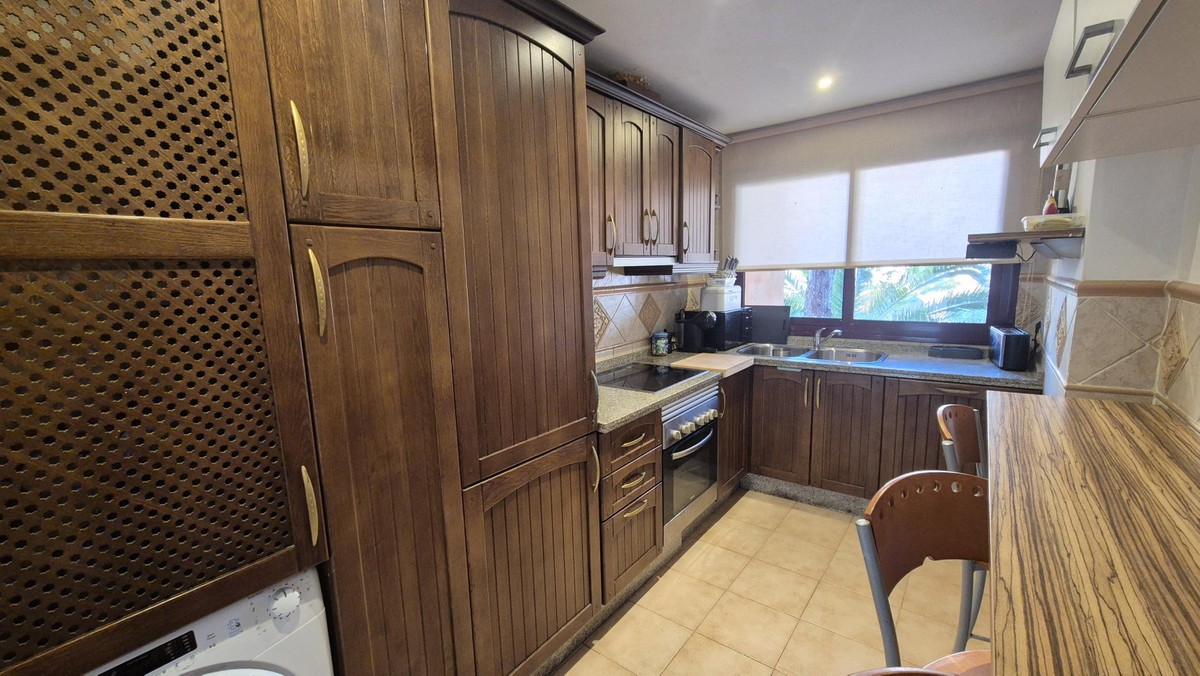 Se vende Apartamento Planta Baja de 2 dormitorios en Costa Del Sol, Málaga, España