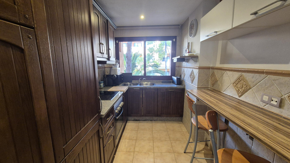 Se vende Apartamento Planta Baja de 2 dormitorios en Costa Del Sol, Málaga, España