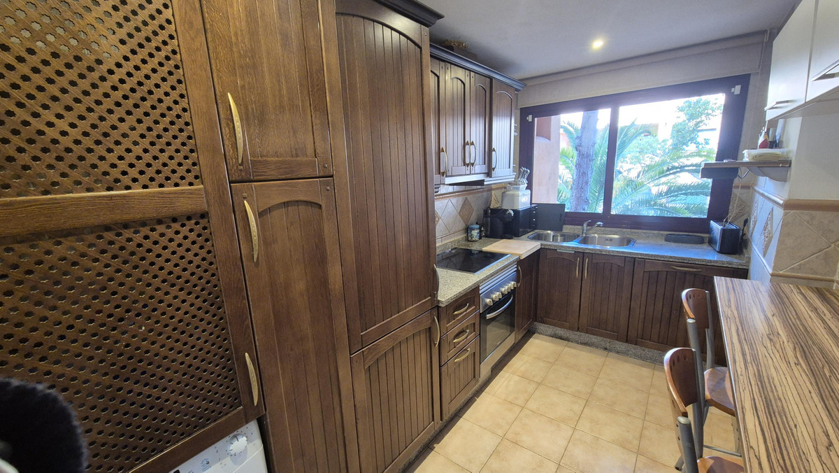 Se vende Apartamento Planta Baja de 2 dormitorios en Costa Del Sol, Málaga, España