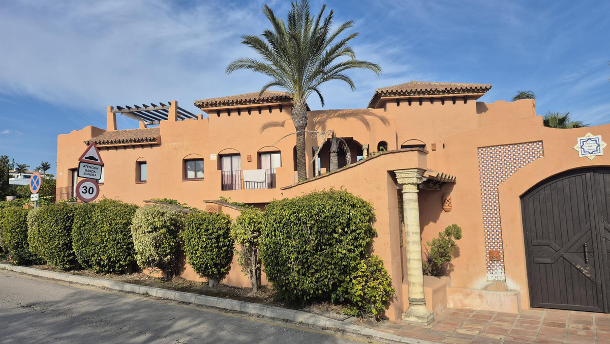 Se vende Apartamento Planta Baja de 2 dormitorios en Costa Del Sol, Málaga, España