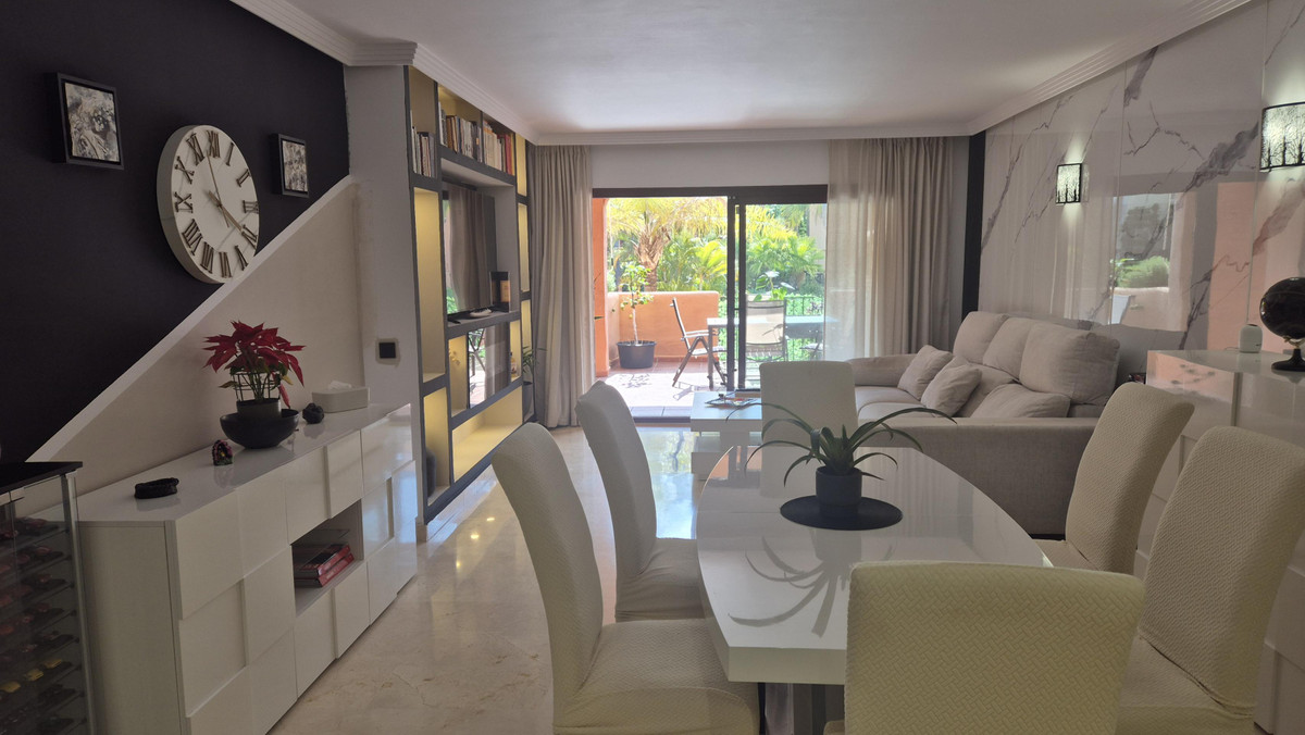 Se vende Apartamento Planta Baja de 2 dormitorios en Costa Del Sol, Málaga, España