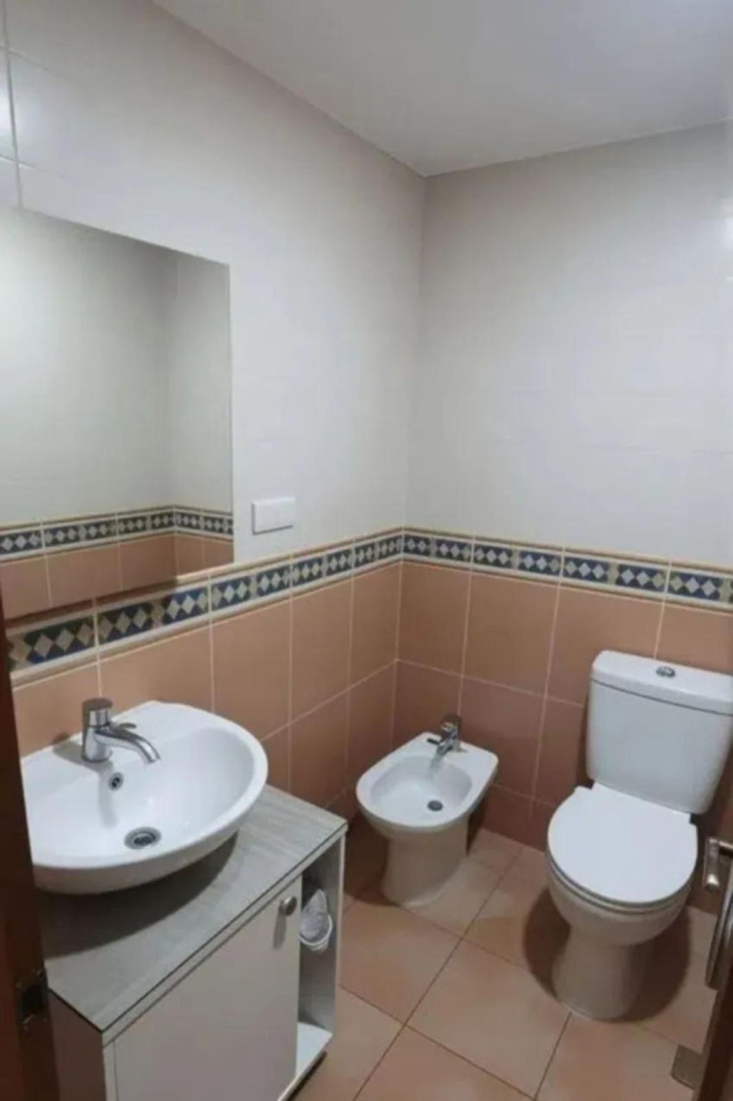 3 Bed Apartment for sale in Estepona Costa Del Sol, Málaga, Spain