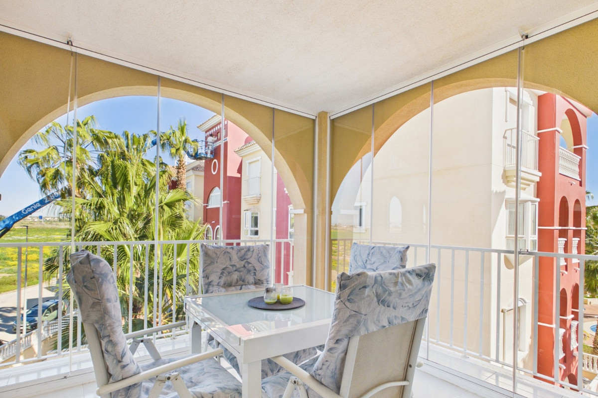 Se vende Apartamento Planta Media de 3 dormitorios en Costa Calida, Murcia, España