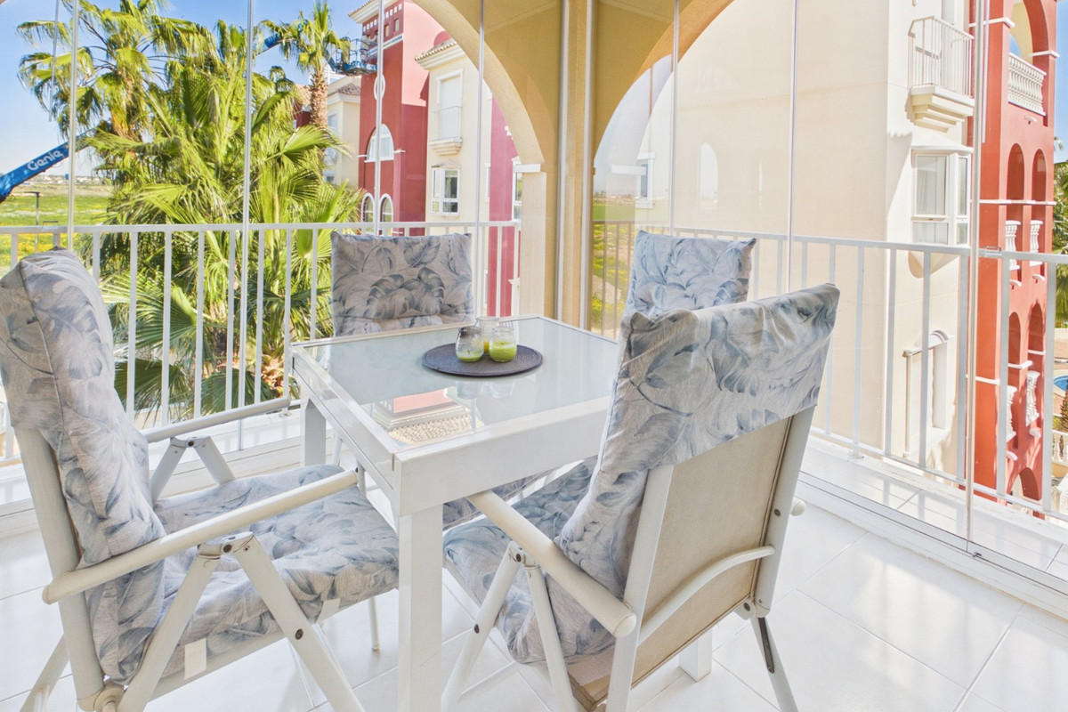 Se vende Apartamento Planta Media de 3 dormitorios en Costa Calida, Murcia, España