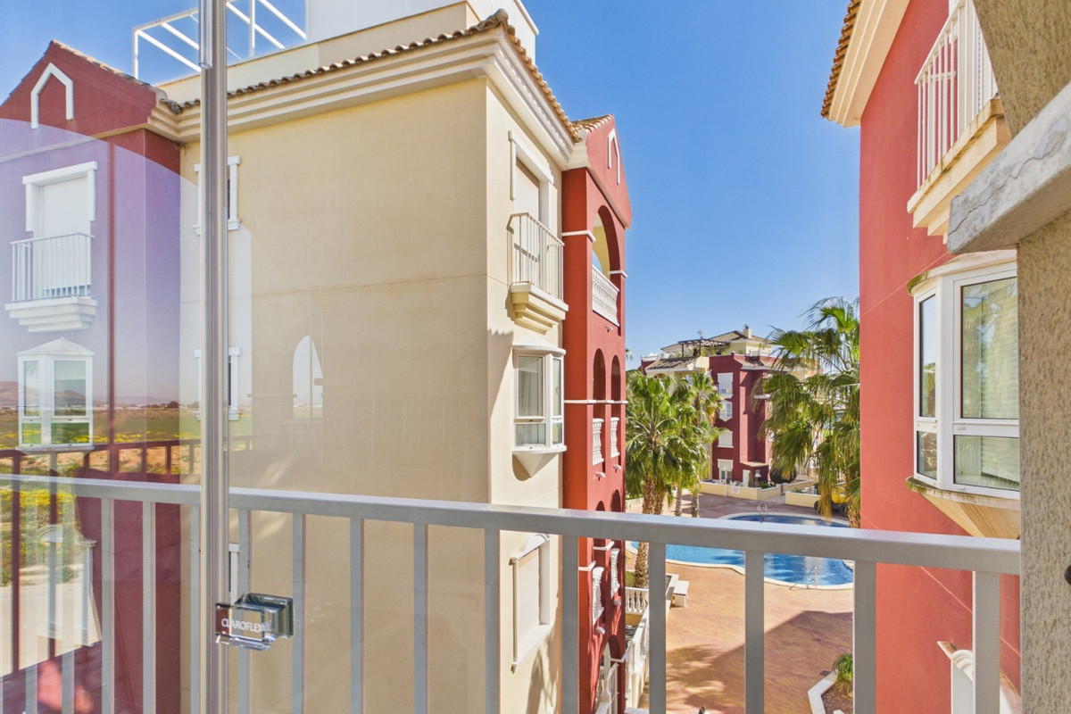 Se vende Apartamento Planta Media de 3 dormitorios en Costa Calida, Murcia, España