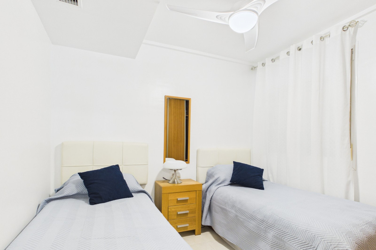 Se vende Apartamento Planta Media de 3 dormitorios en Costa Calida, Murcia, España