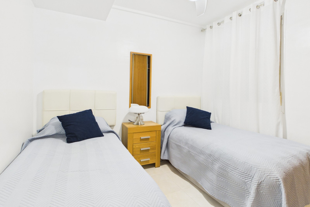 Se vende Apartamento Planta Media de 3 dormitorios en Costa Calida, Murcia, España