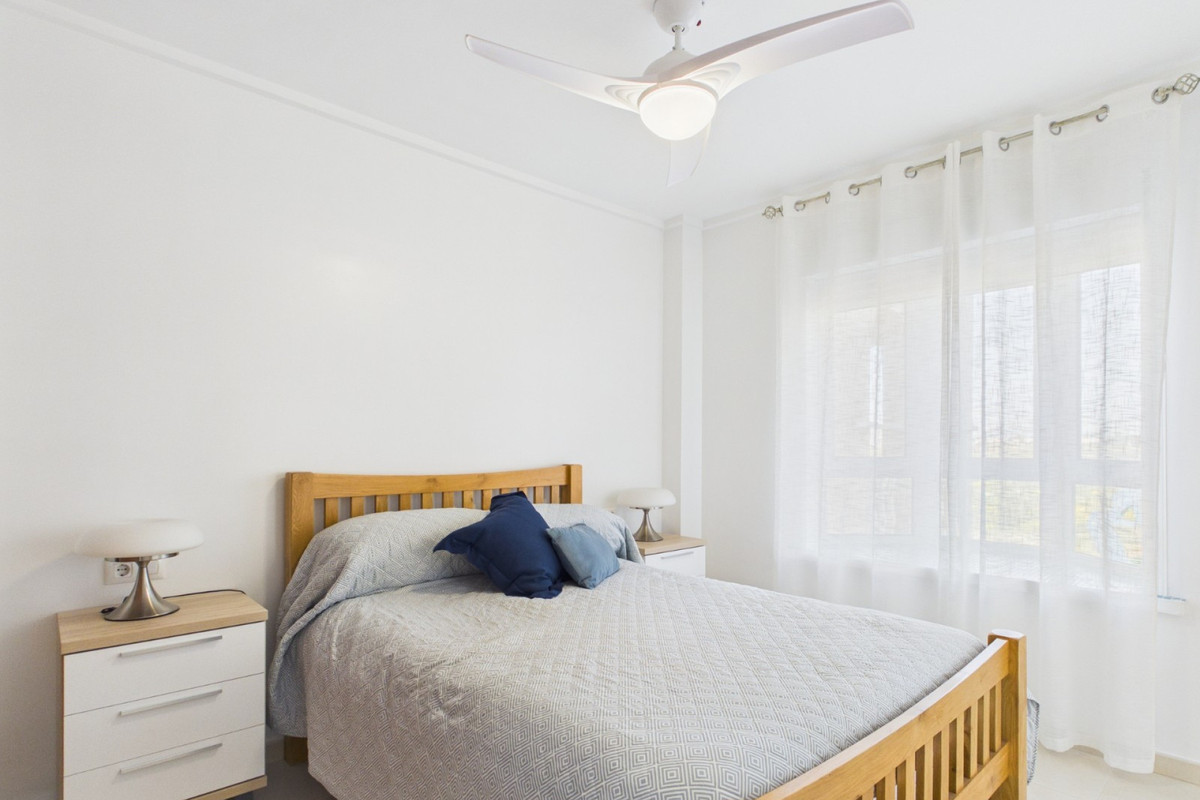 Se vende Apartamento Planta Media de 3 dormitorios en Costa Calida, Murcia, España