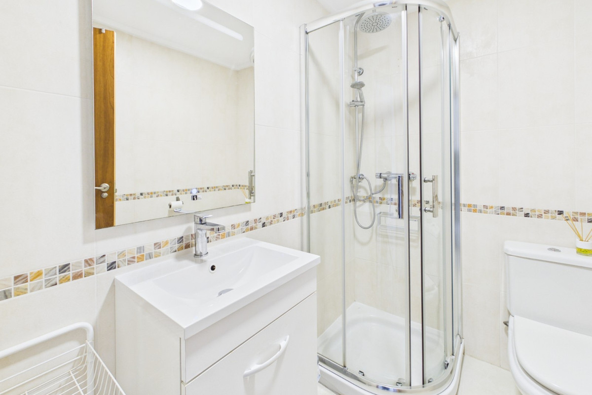 Se vende Apartamento Planta Media de 3 dormitorios en Costa Calida, Murcia, España