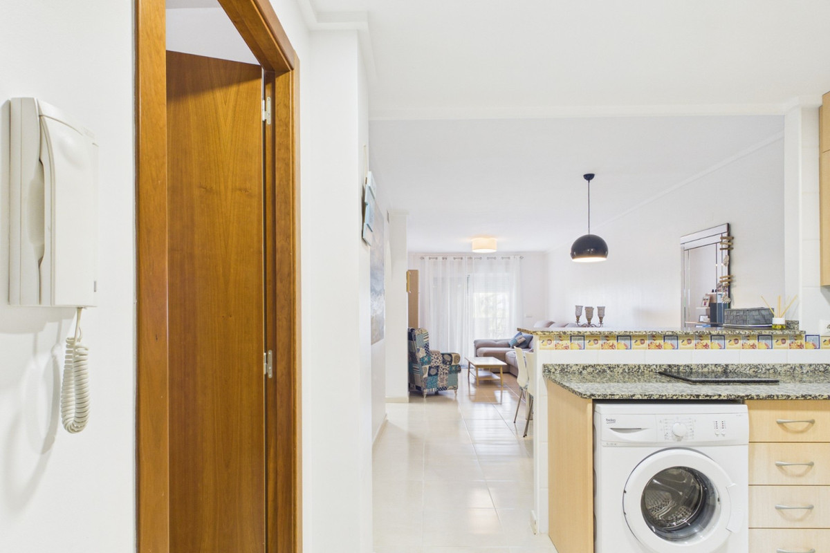 Se vende Apartamento Planta Media de 3 dormitorios en Costa Calida, Murcia, España