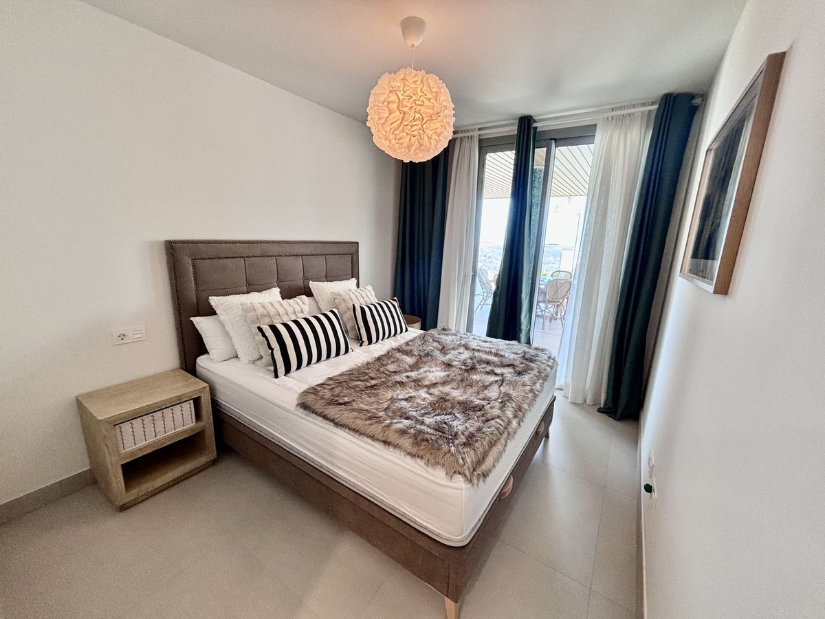 3 Bed Apartment for sale in Calanova Golf Costa Del Sol, Málaga, Spain