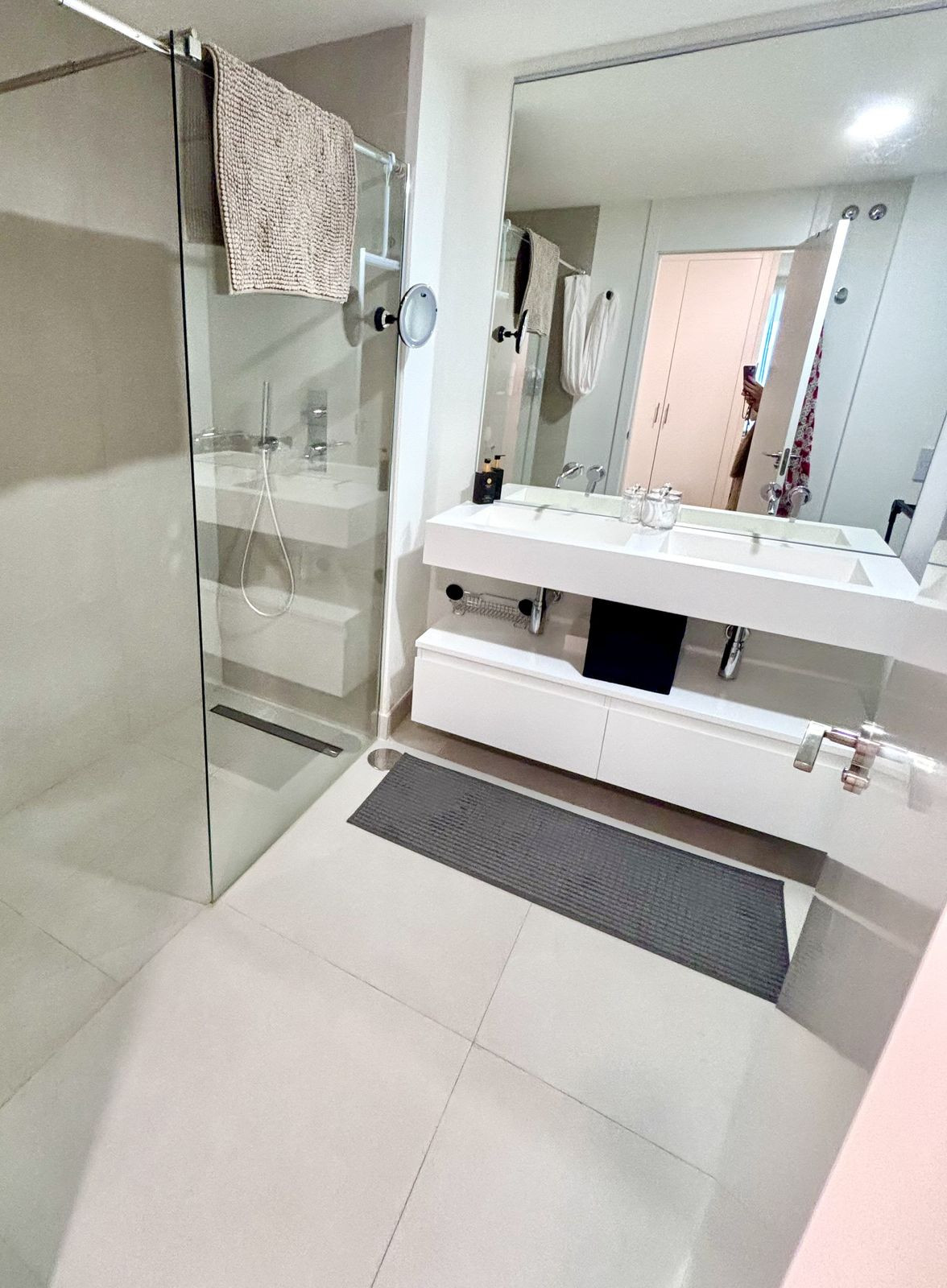 3 Bed Apartment for sale in Calanova Golf Costa Del Sol, Málaga, Spain
