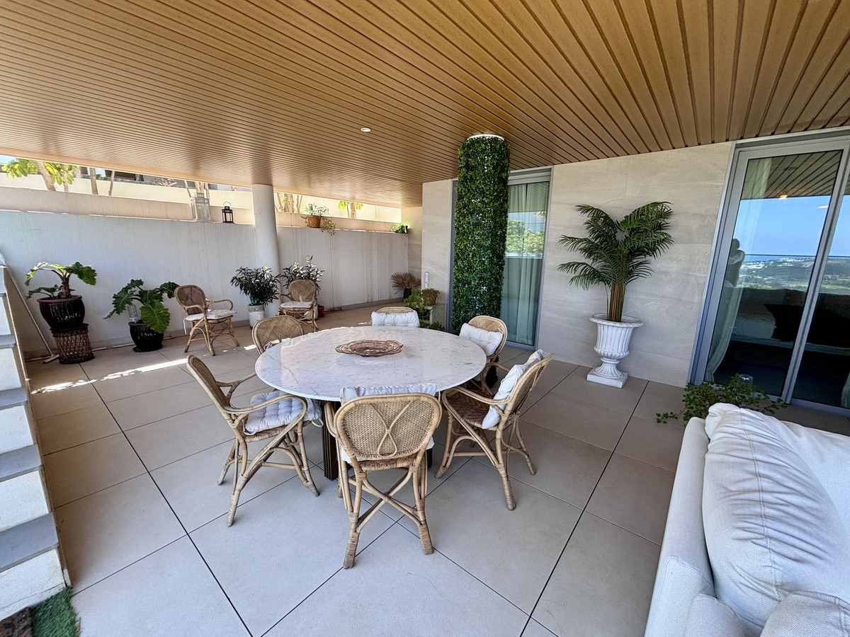 3 Bed Apartment for sale in Calanova Golf Costa Del Sol, Málaga, Spain