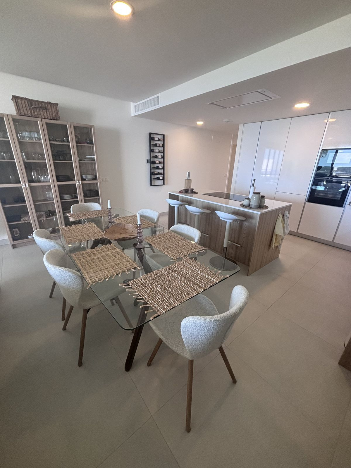 3 Bed Apartment for sale in Calanova Golf Costa Del Sol, Málaga, Spain