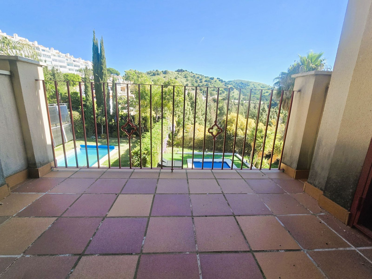 4 Bed Townhouse for sale in Calahonda Costa Del Sol, Málaga, Spain