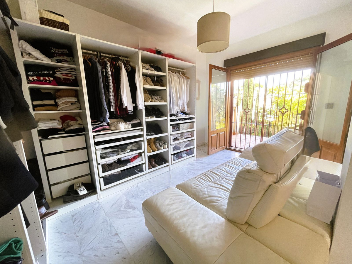 4 Bed Townhouse for sale in Calahonda Costa Del Sol, Málaga, Spain