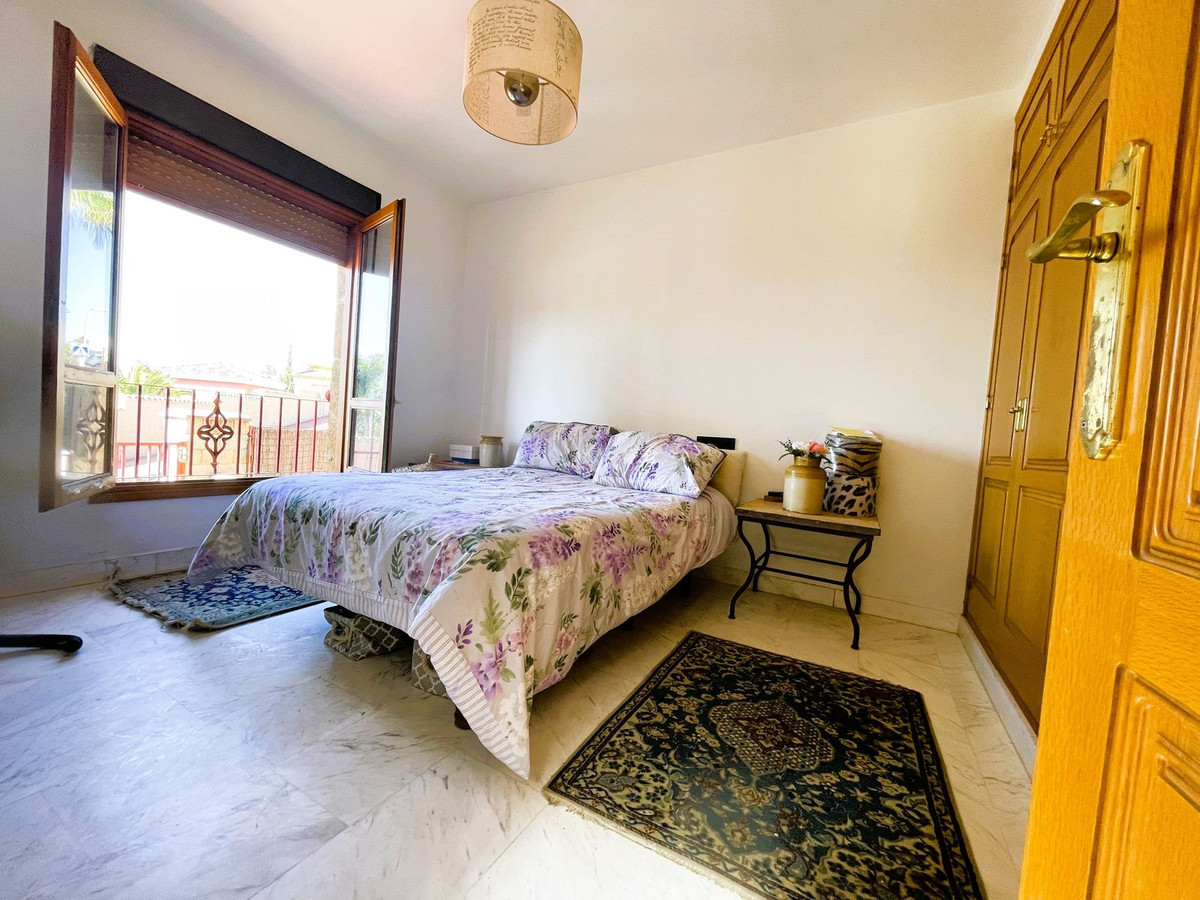 4 Bed Townhouse for sale in Calahonda Costa Del Sol, Málaga, Spain