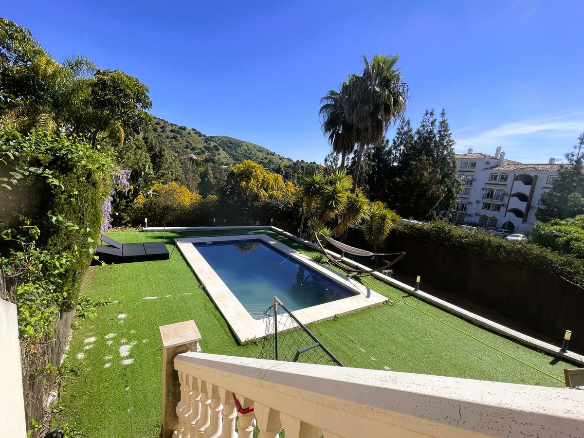 4 Bed Townhouse for sale in Calahonda Costa Del Sol, Málaga, Spain