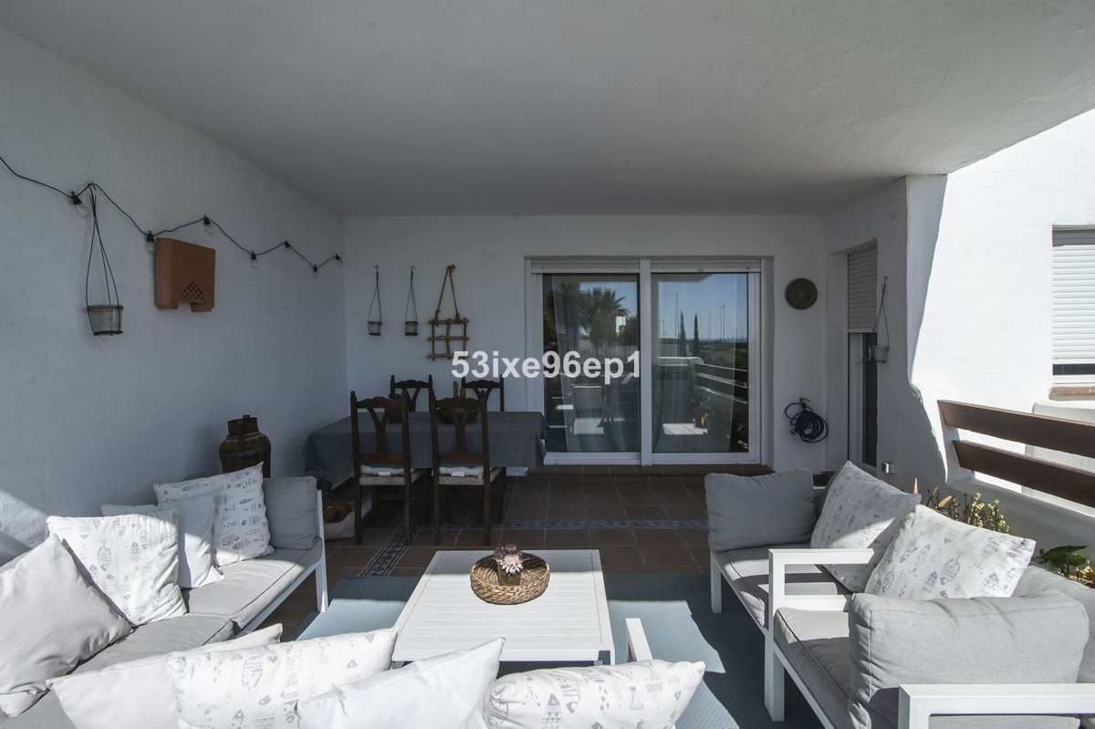 3 Bed Apartment for sale in Selwo Costa Del Sol, Málaga, Spain