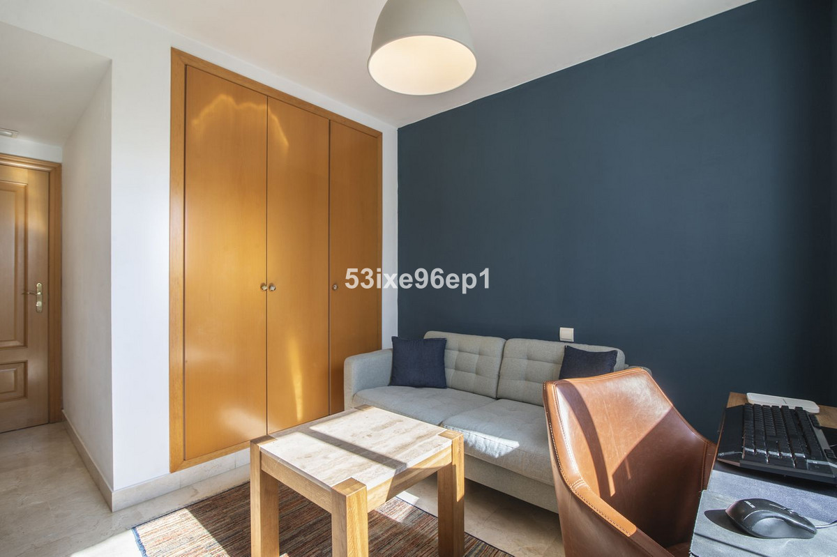 3 Bed Apartment for sale in Selwo Costa Del Sol, Málaga, Spain