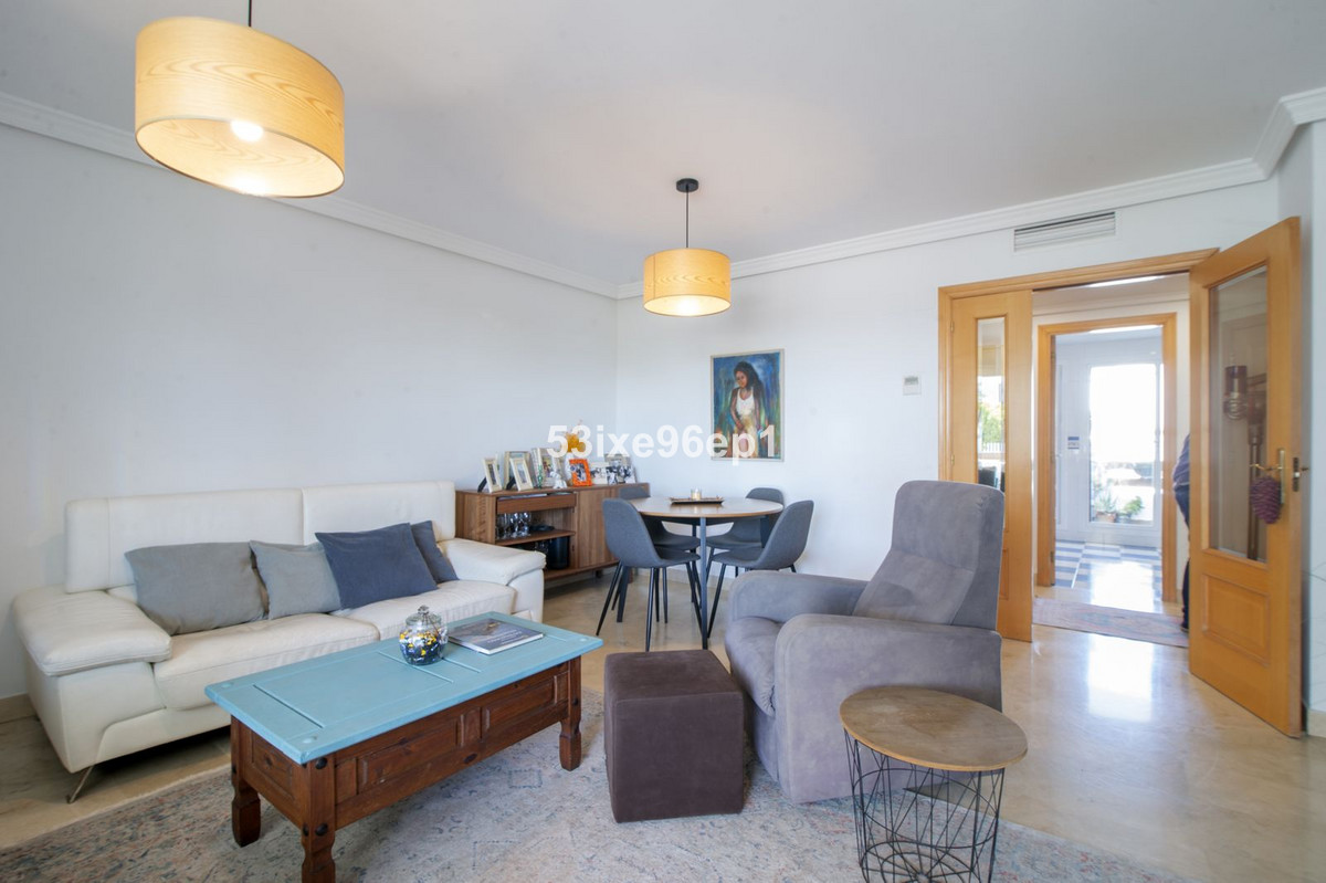 3 Bed Apartment for sale in Selwo Costa Del Sol, Málaga, Spain