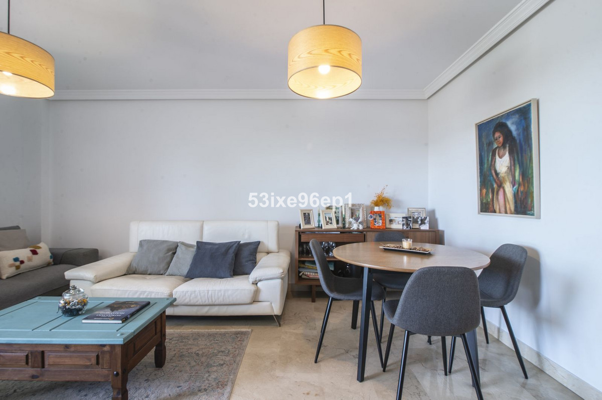 3 Bed Apartment for sale in Selwo Costa Del Sol, Málaga, Spain