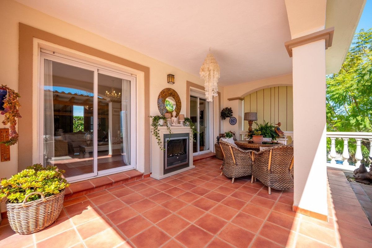 3 Bed Townhouse for sale in Coín Costa Del Sol, Málaga, Spain