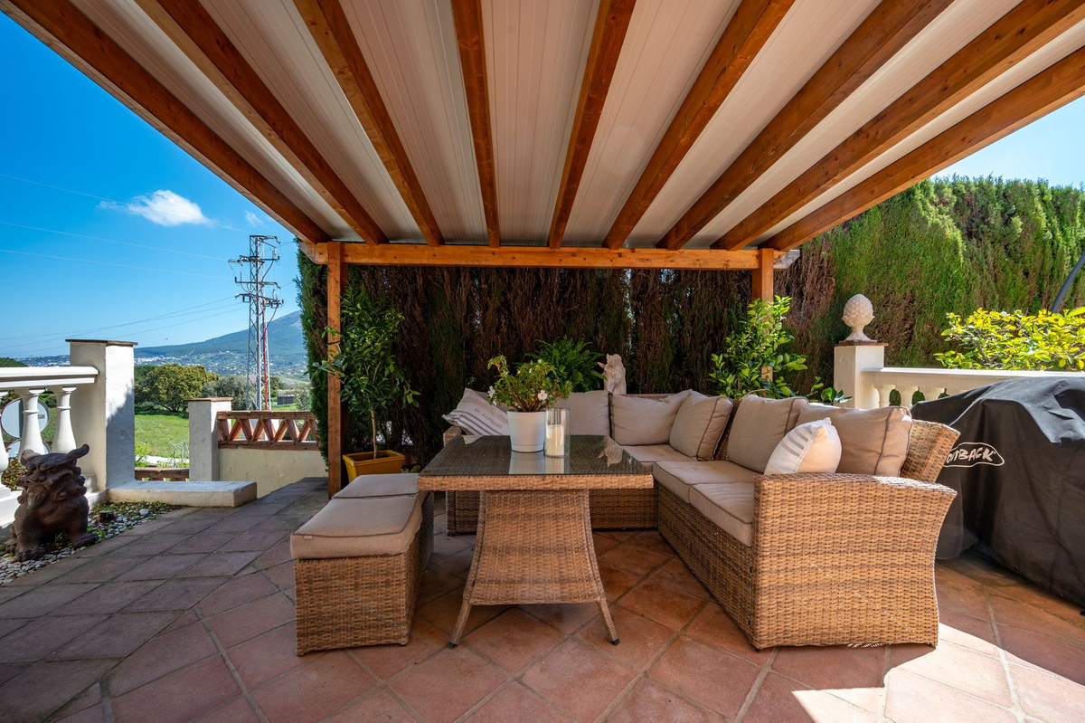 3 Bed Townhouse for sale in Coín Costa Del Sol, Málaga, Spain