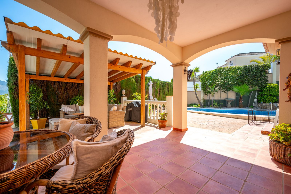 3 Bed Townhouse for sale in Coín Costa Del Sol, Málaga, Spain