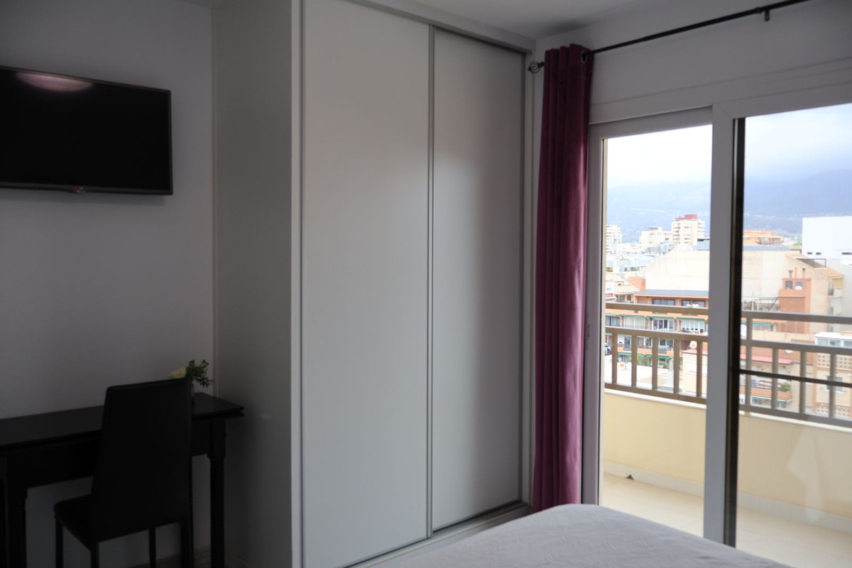 Se vende Apartamento Planta Media de 2 dormitorios en Costa Del Sol, Málaga, España
