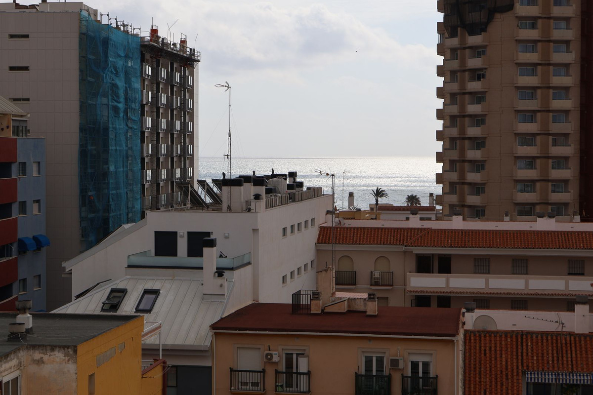 Se vende Apartamento Planta Media de 2 dormitorios en Costa Del Sol, Málaga, España