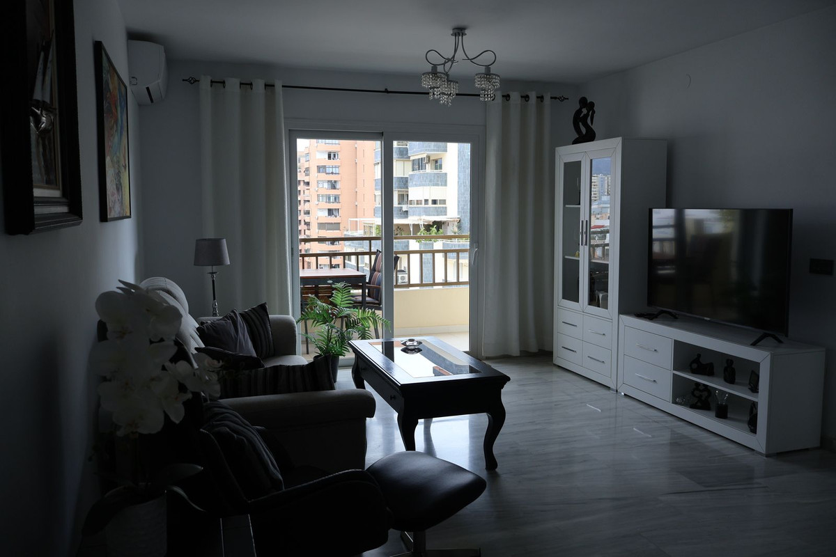 Se vende Apartamento Planta Media de 2 dormitorios en Costa Del Sol, Málaga, España