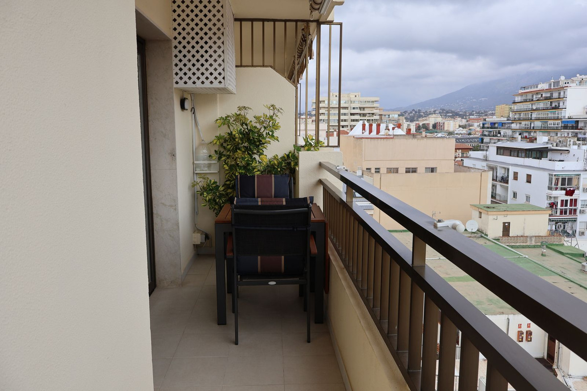 Se vende Apartamento Planta Media de 2 dormitorios en Costa Del Sol, Málaga, España