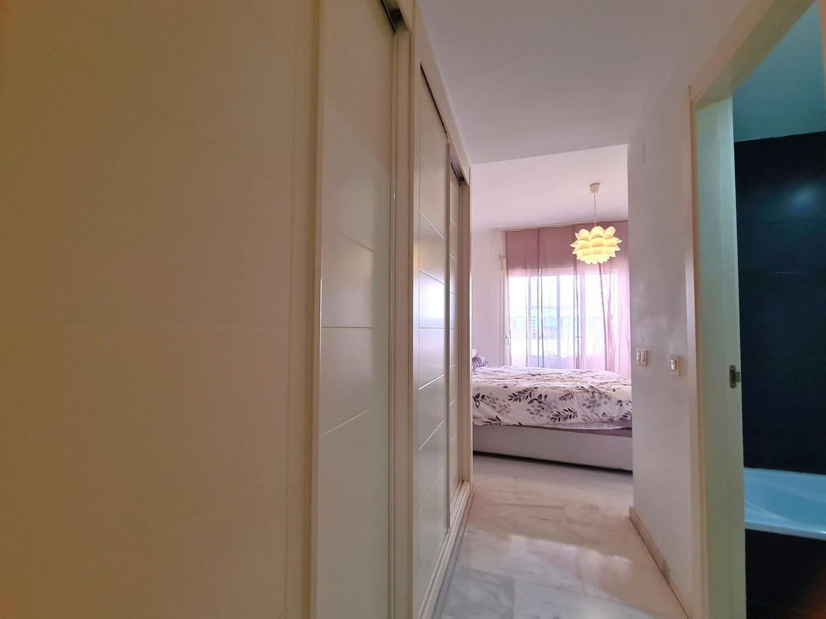 3 Bed Apartment for sale in Estepona Costa Del Sol, Málaga, Spain