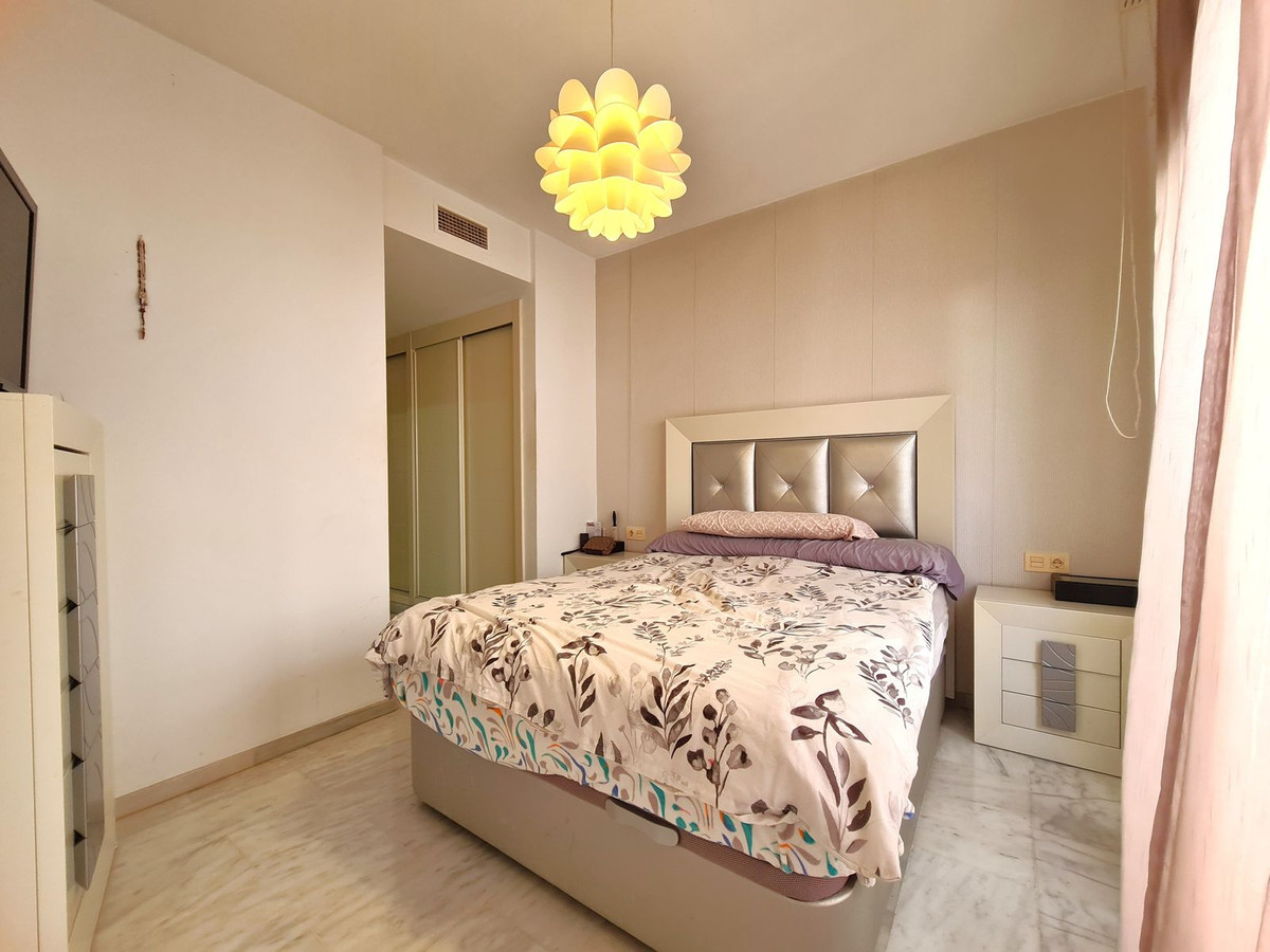 3 Bed Apartment for sale in Estepona Costa Del Sol, Málaga, Spain