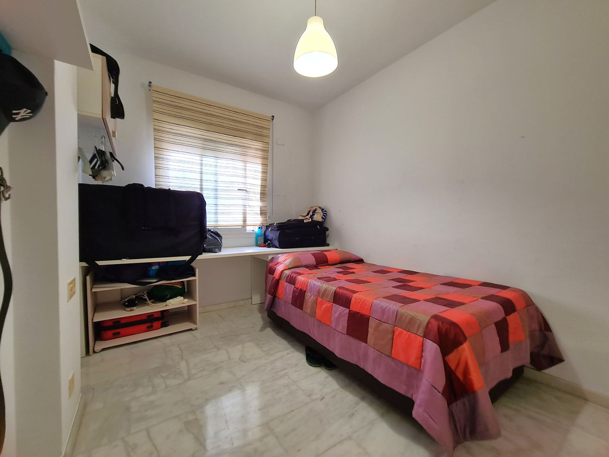 3 Bed Apartment for sale in Estepona Costa Del Sol, Málaga, Spain