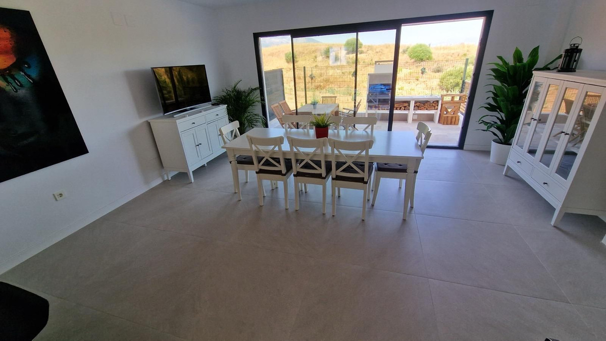 3 Bed Townhouse for sale in Alhaurín De La Torre Costa Del Sol, Málaga, Spain